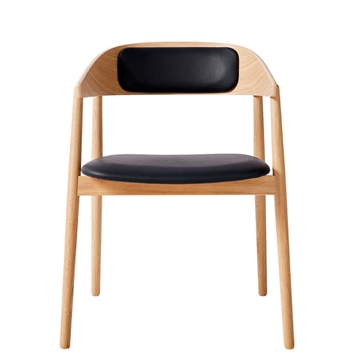 Andersen Furniture AC2 Fåtölj Klädd Rygg - Vitpigmenterad matt lack - Läder Svart - L1000