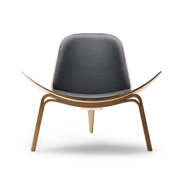 Carl Hansen & Søn CH07 Skalstolen Läder