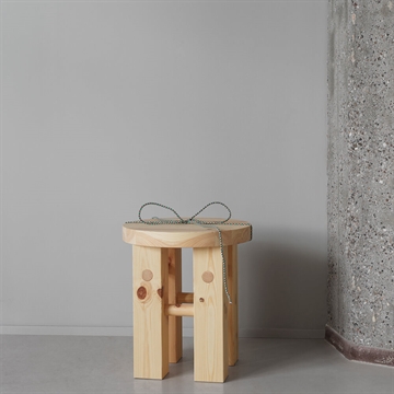 Normann Copenhagen Pine Pall Furu