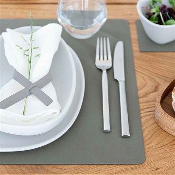 Lind DNA Table Mat Nupo Square L Army Green Spisestue