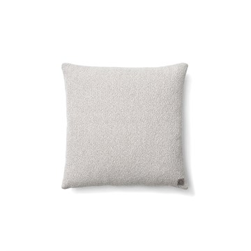 Andtradition Cushion Boucle - SC28 Ivory/Sand