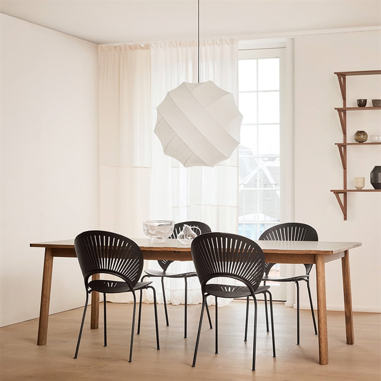 Fredericia Furniture Ana Matbord - mandelmatsalen