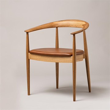 Danish Legacy Dining Chair Model 105 miljö