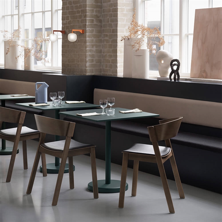 Muuto Cafe Trädgårdsbord Linear Steel 70X70 - grön