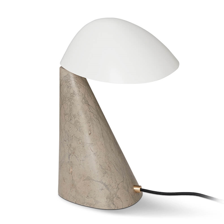 Fredericia Furniture Fellow Lampa 